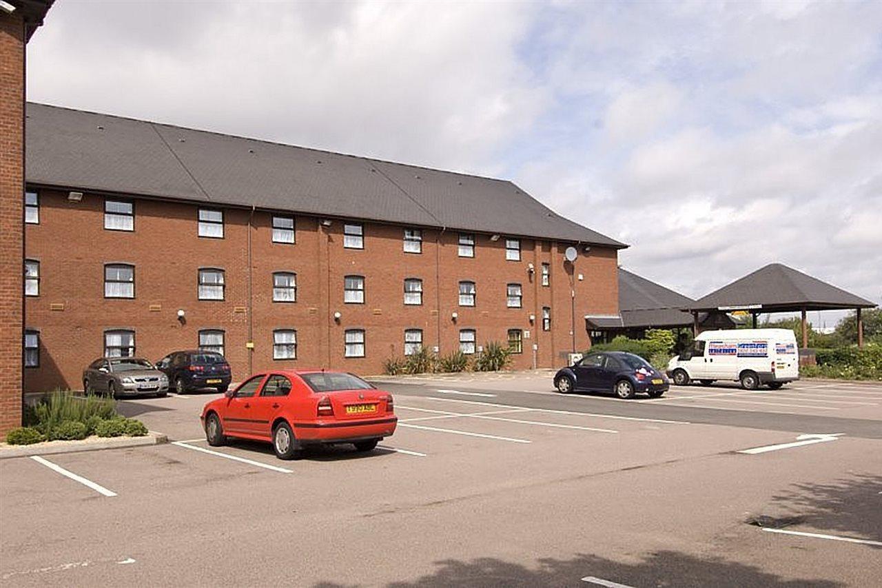 Premier Inn Birmingham City - Aston Luaran gambar