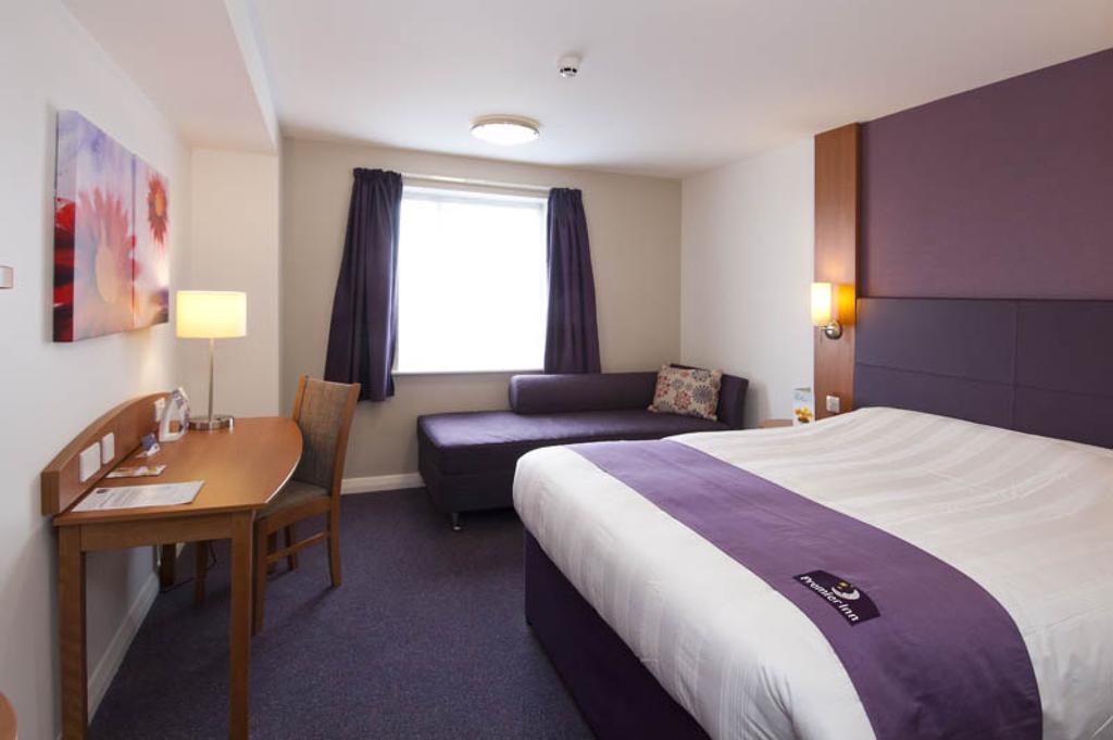 Premier Inn Birmingham City - Aston Luaran gambar