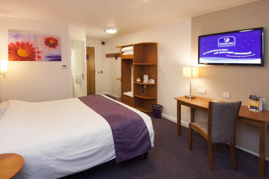 Premier Inn Birmingham City - Aston Luaran gambar